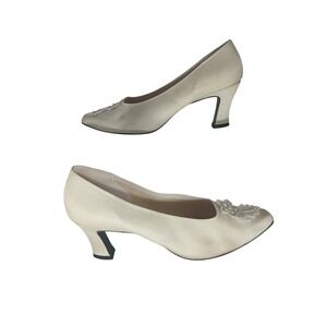 Dyeables by HighLights Ivory Satin Beaded Floral Pumps Heels Mens 8.5 4535 193